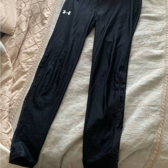 Black Under Armour leggings and mesh at the bottom in great condition. - Picture 1 of 4